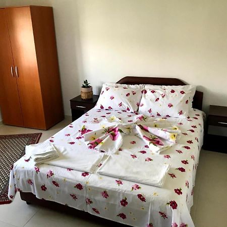 Apartments Kraja 乌尔齐尼 外观 照片