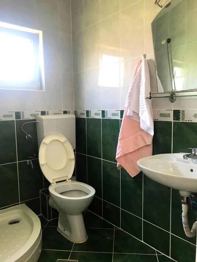 Apartments Kraja 乌尔齐尼 外观 照片