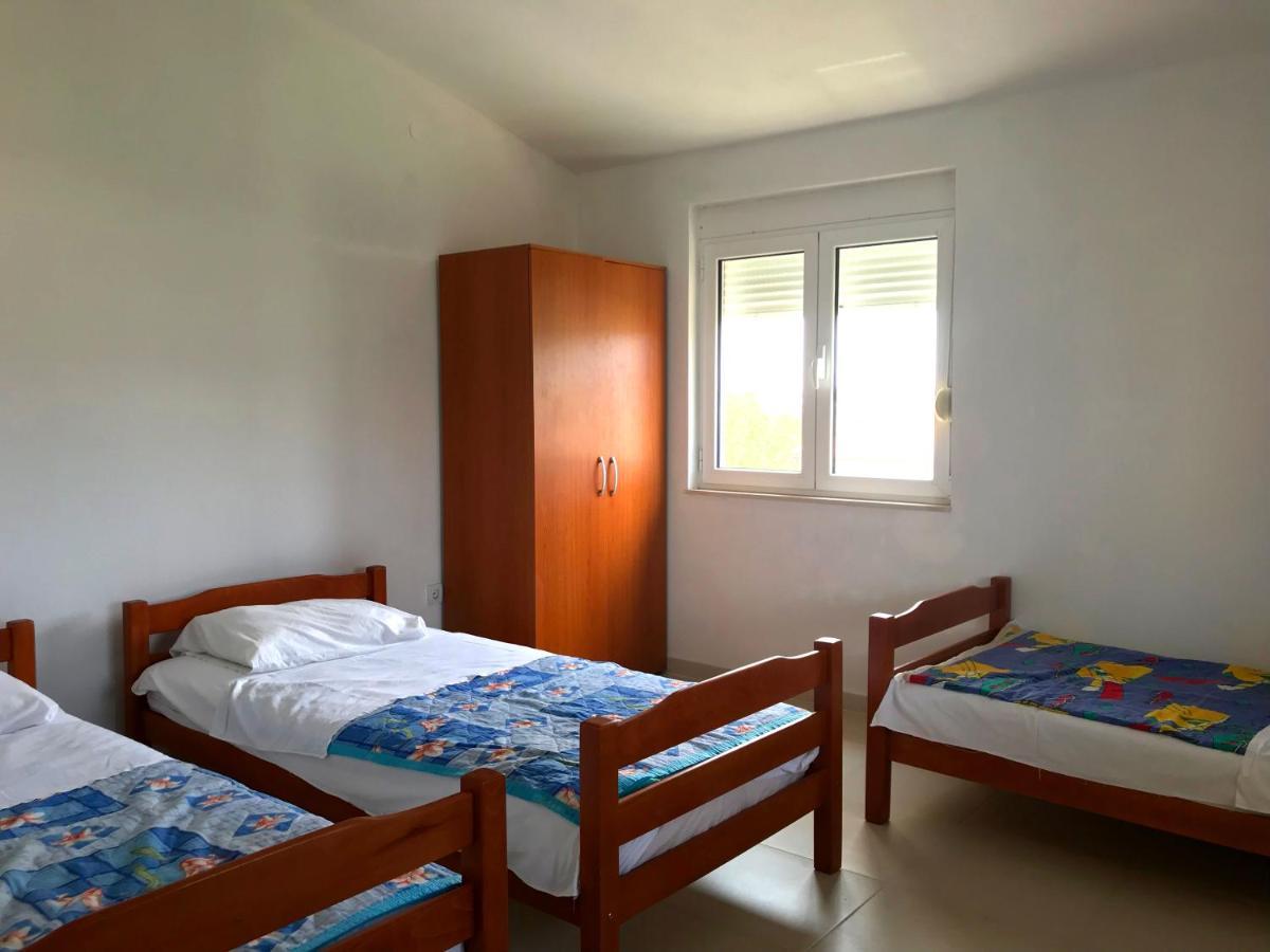 Apartments Kraja 乌尔齐尼 外观 照片