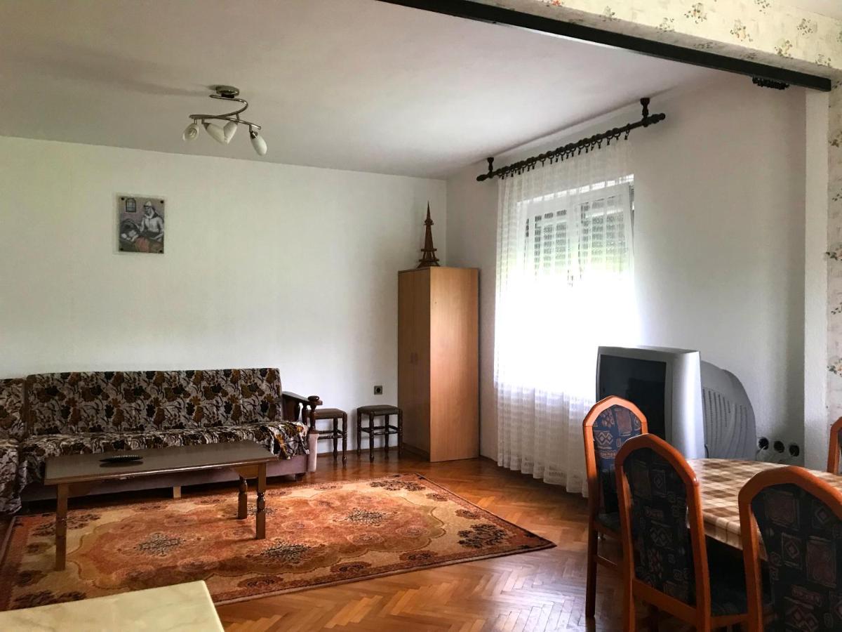 Apartments Kraja 乌尔齐尼 外观 照片