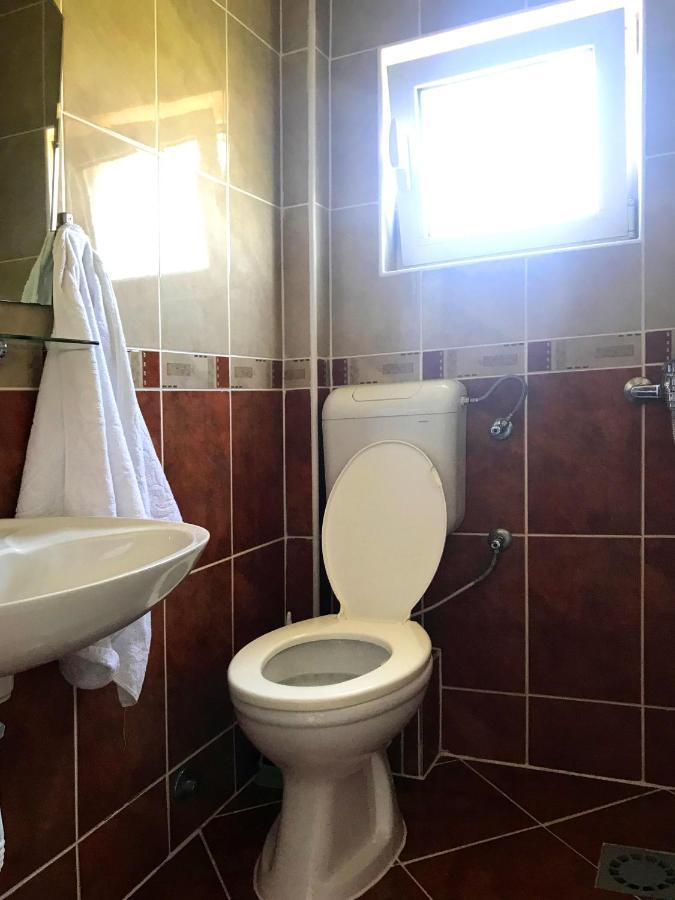 Apartments Kraja 乌尔齐尼 外观 照片